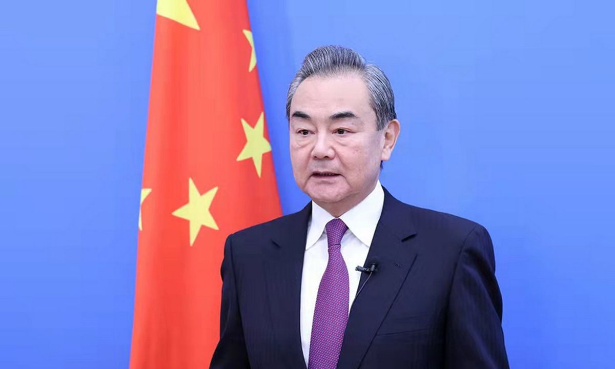 China trimite ajutor umanitar Ucrainei. Precizarea ministrului de Externe: Prietenia ruso-chineză este solidă ca stânca
