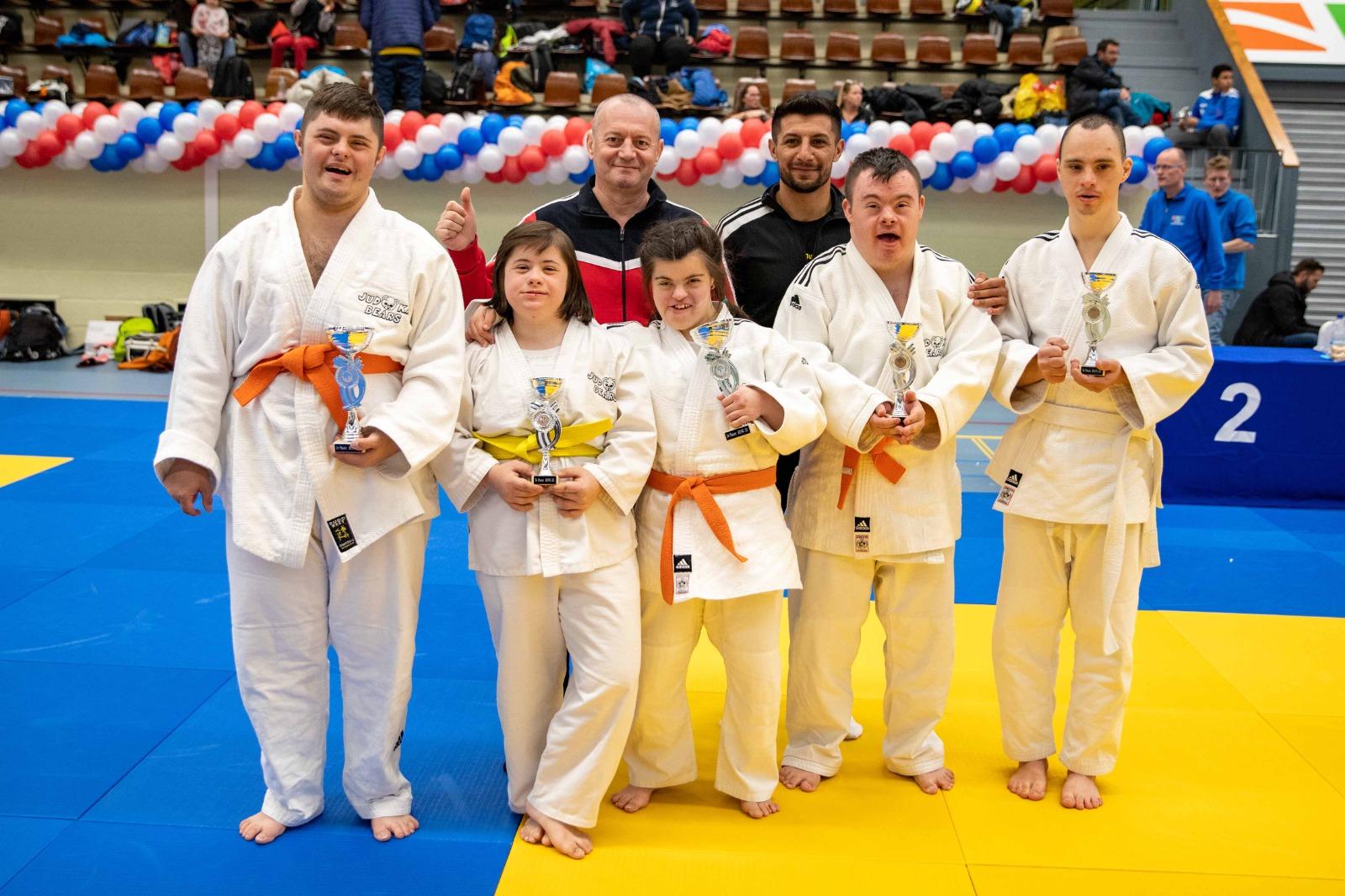 Performanță uriașă pentru judoka cu sindrom Down la Competiția Mondială de Judo Adaptat din Olanda