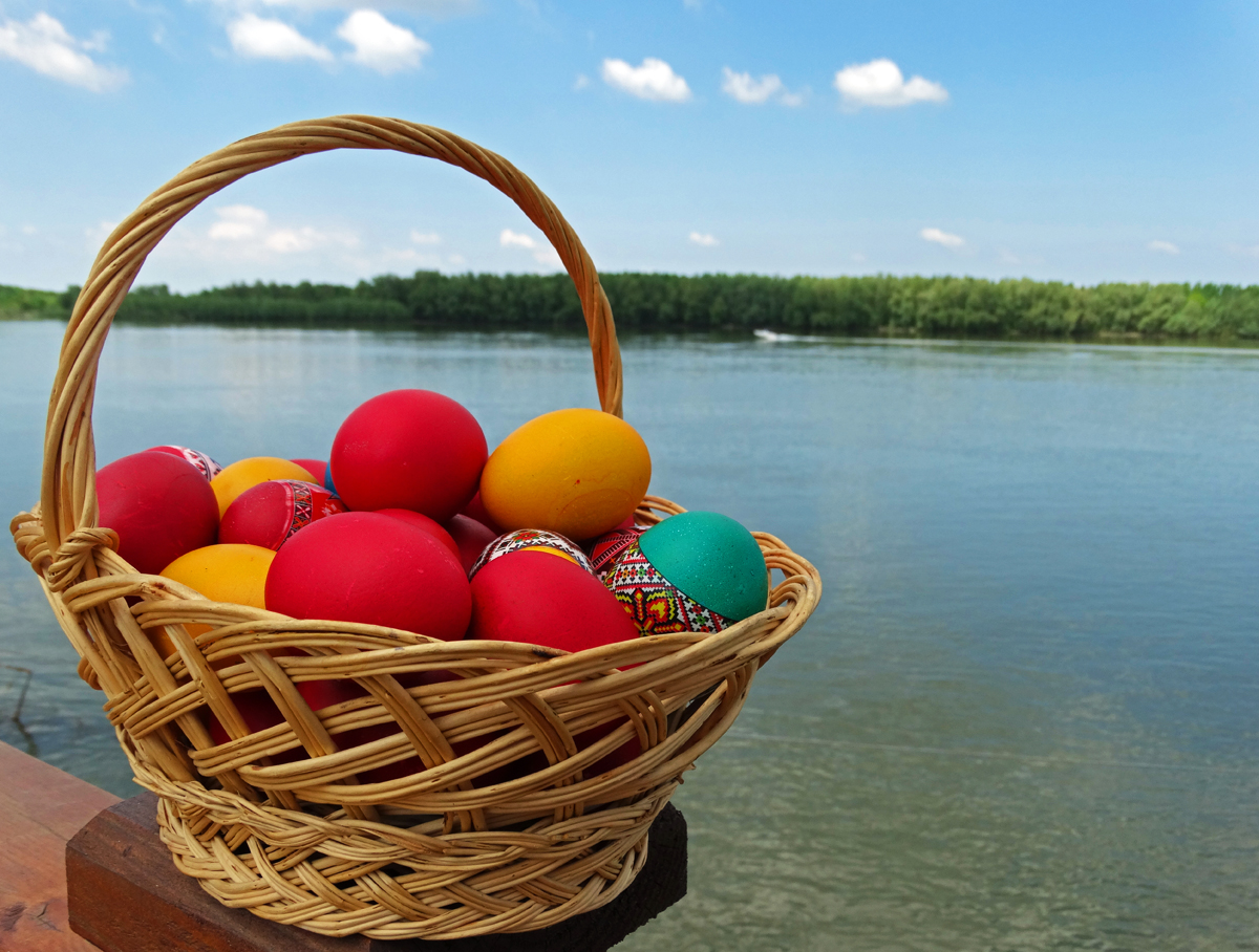 Cât costă minivacanța de Paște și de 1 Mai la mare și în Delta Dunării