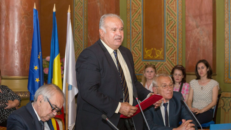 Fostul preşedinte al CJ Gorj, Ion Călinoiu, a fost reţinut pentru 24 de ore