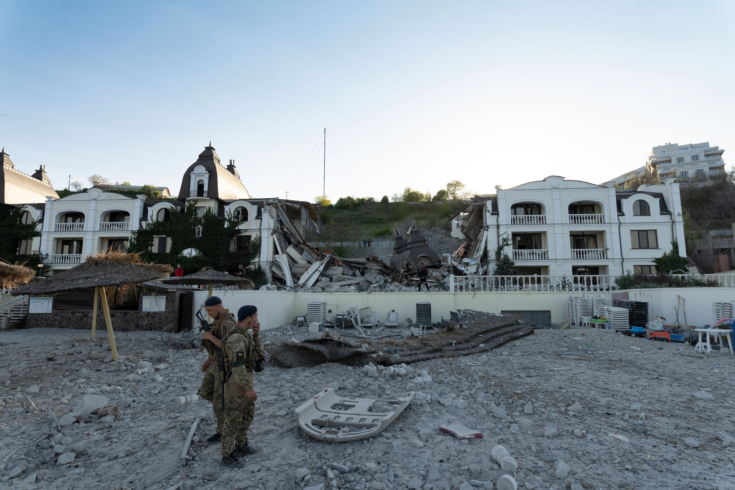 Celebrul hotel Grande Pettine din Odesa fost distrus de rachetele rusești