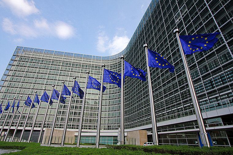 Comisia Europeană cere aprobarea fără întârziere a aderării României la Schengen