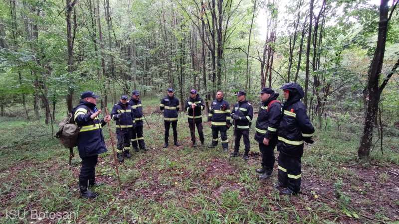 Botoşani: Au fost reluate căutările bărbatului de 78 de ani dispărut în pădurea Vorona