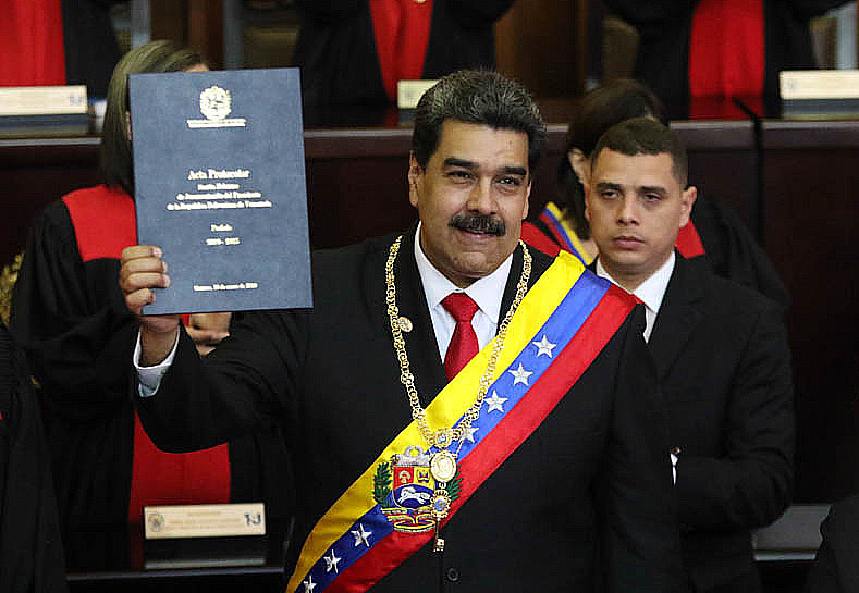 Venezuela: Maduro afirmă că ţara sa „este pregătită” să aprovizioneze piaţa mondială cu petrol