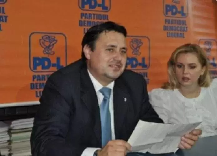 Scandal uriaș la PNL Ploiești: Roberta Anastase făcută KO de primarul Andrei Volosevici