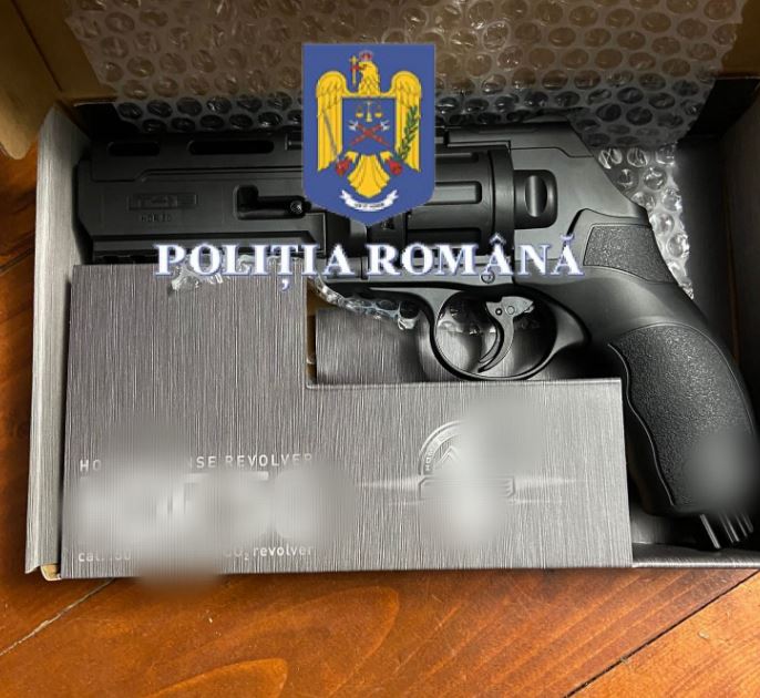 Italian reținut pentru contrabandă cu arme