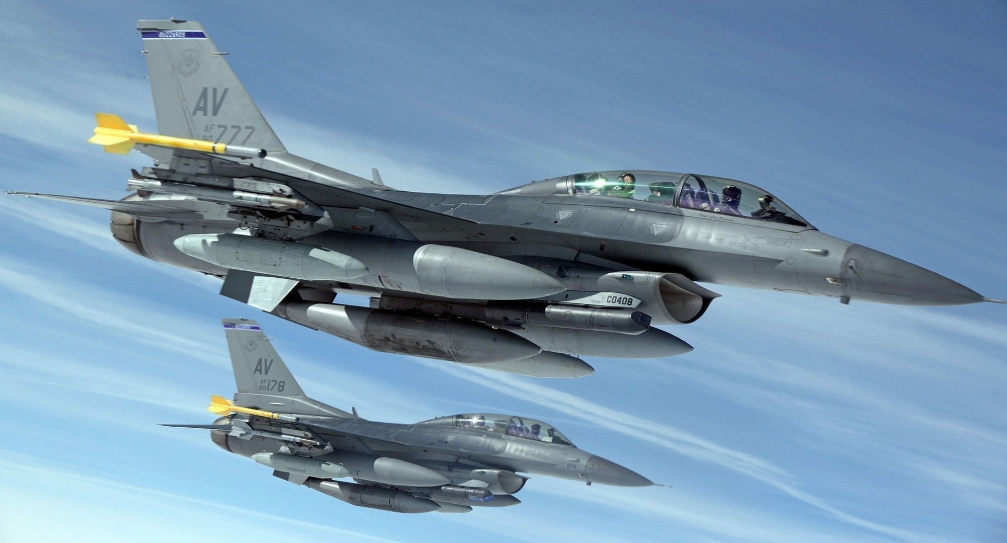 MApN a semnat contractul pentru achiziţia avioanelor F-16 de la norvegieni
