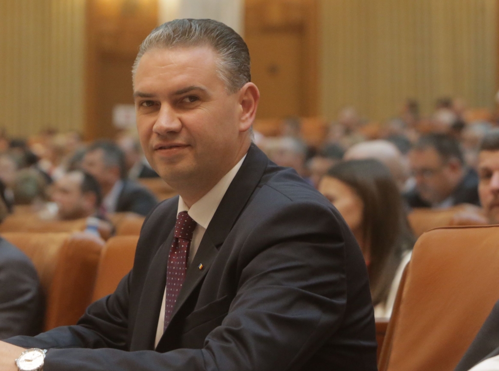 Beni Oni Ardelean: „Aurescu nu mai are ce căuta în Guvernul României”
