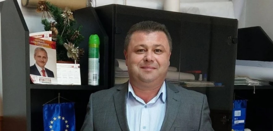 Posturi cu dedicație: Soțul contabilei din Primăria Smârdioasa, angajat șofer amator