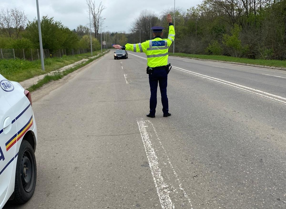 Fost șef DIICOT, Daniel Horodniceanu, dialog halucinant cu un agent de la rutieră care l-a oprit în trafic (VIDEO)