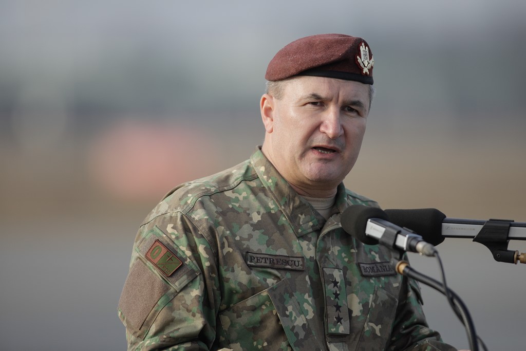 Generalul Petrescu, șeful Statului Major, va participa la prima sesiune din acest an a Comitetului Militar NATO