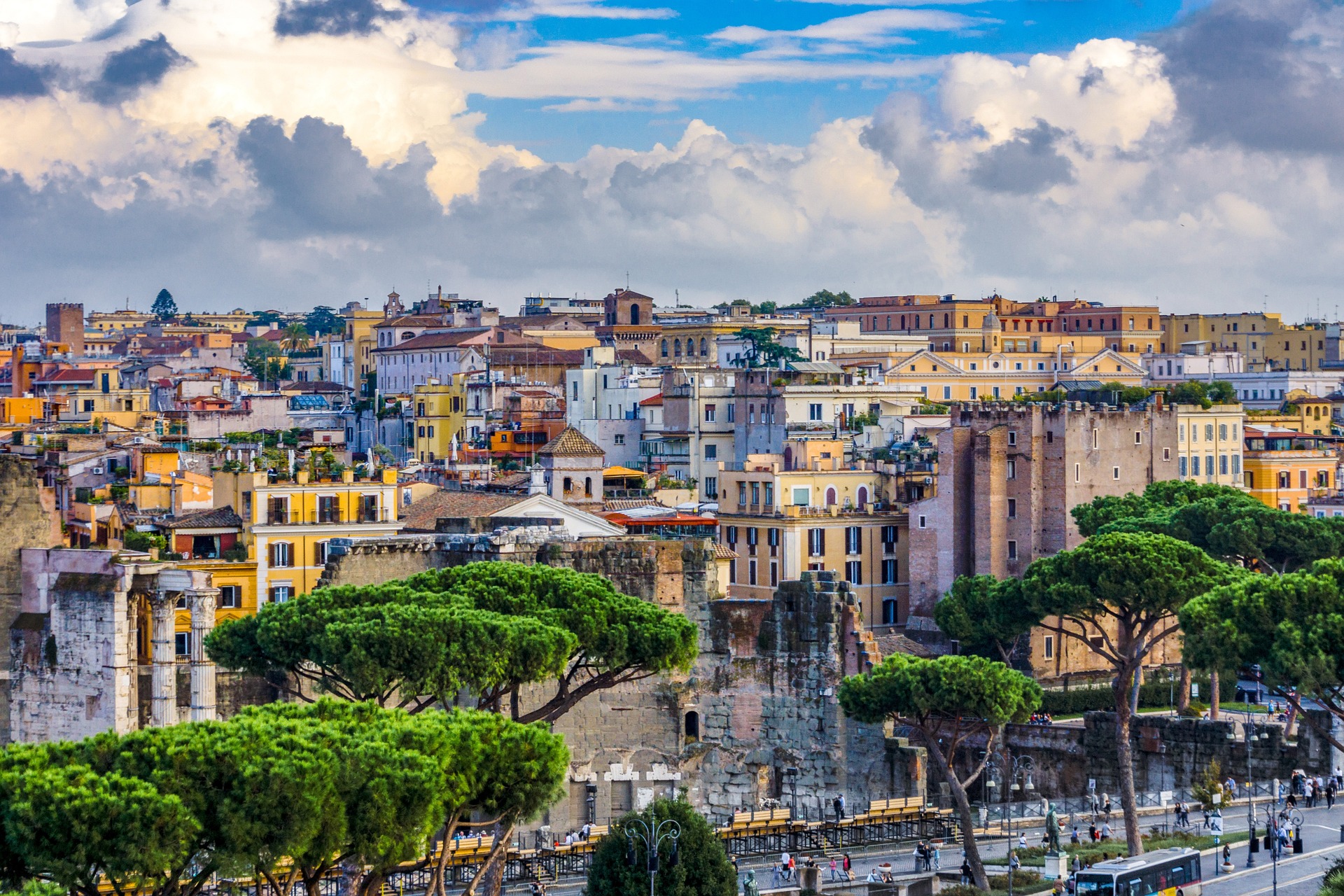 Vacanță la Roma, cu nici 100 de euro de persoană, transport și cazare