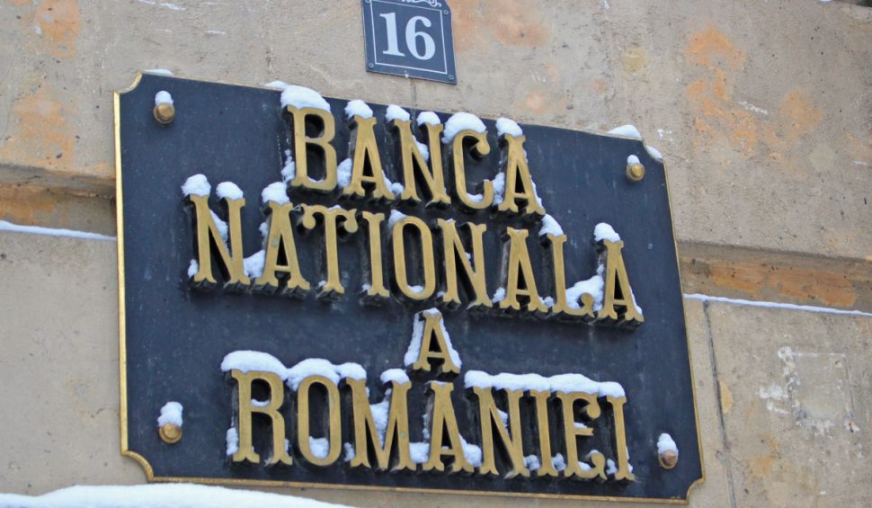 Trei bănci din România, amendate de BNR pentru <strong>încălcarea legislației contra spălării banilor</strong>