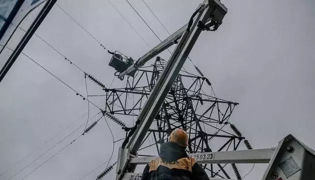 Cum a supraviețuit rețeaua electrică a Ucrainei unei ierni de teroare energetică rusă</a>