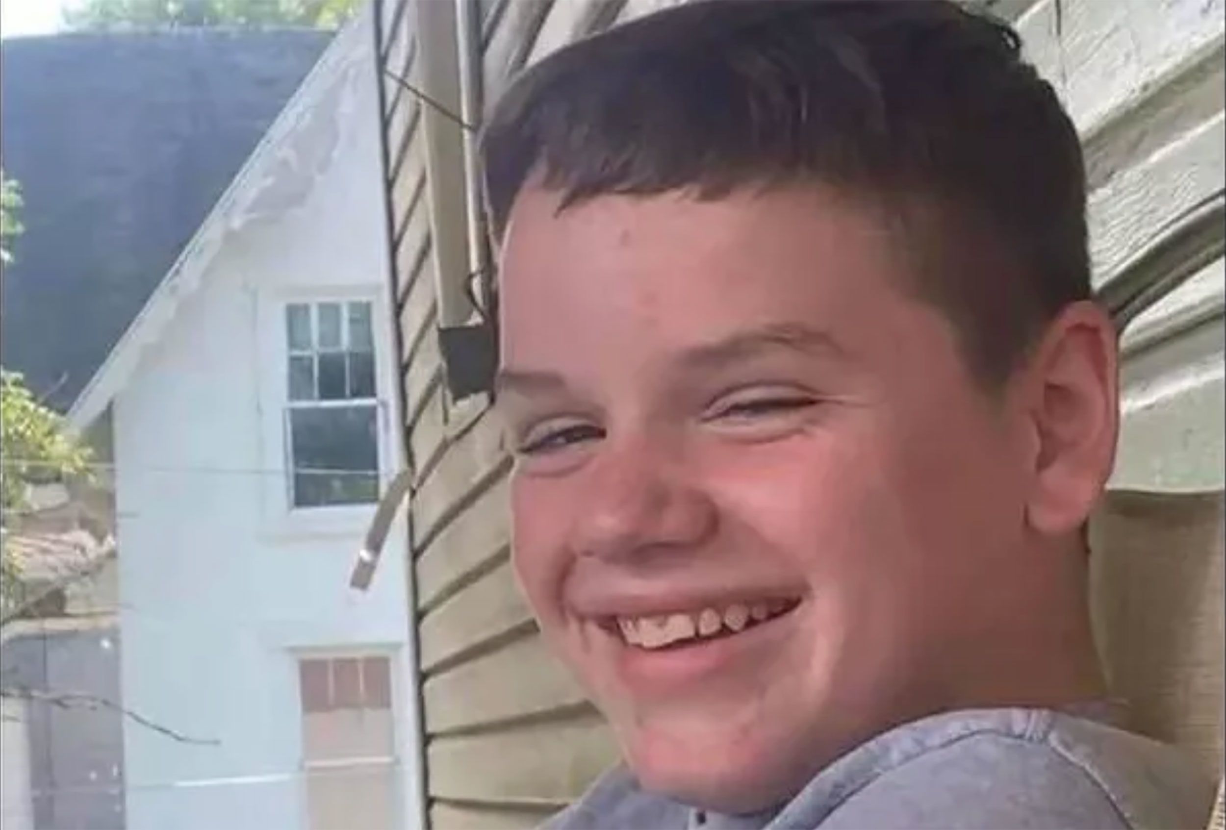 Un băiat de 13 ani a murit după o provocare de pe TikTok. Ce s-a întâmplat