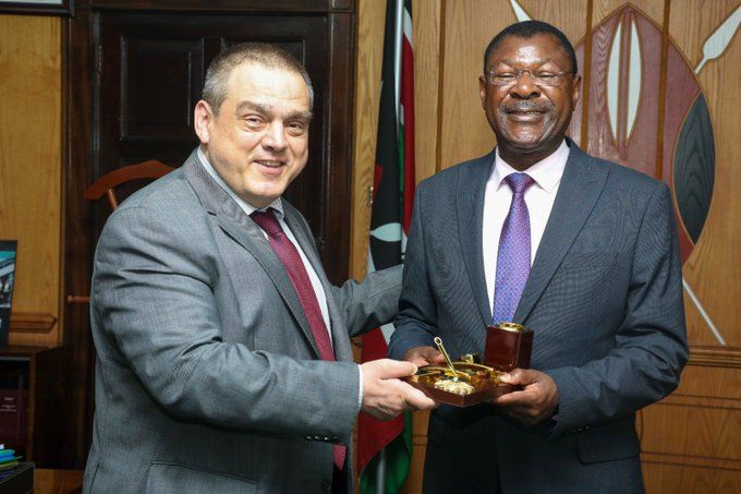 Gafa ambasadorului României în Kenya: I-a făcut „maimuțe” pe diplomații africani