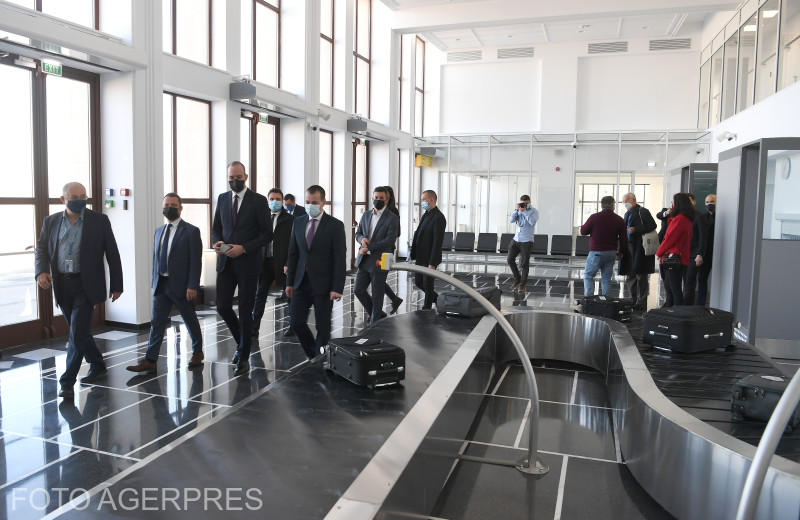 Cursele regulate pe Aeroportul Băneasa au fost reluate după o întrerupere de peste zece ani