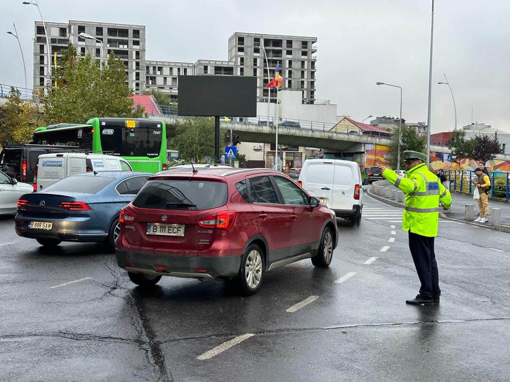 Trafic infernal în București după închiderea podului Grant